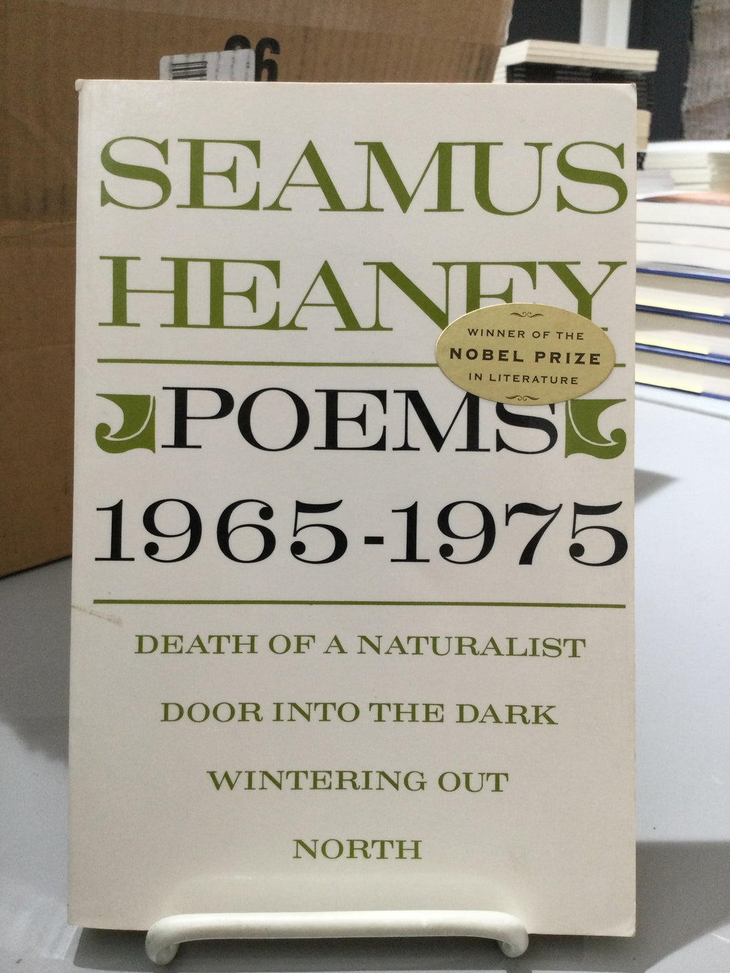 Heaney, Seamus: Poems 1965-1975 [used paperback]