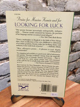 Kumin, Maxine: Looking for Luck [used paperback]