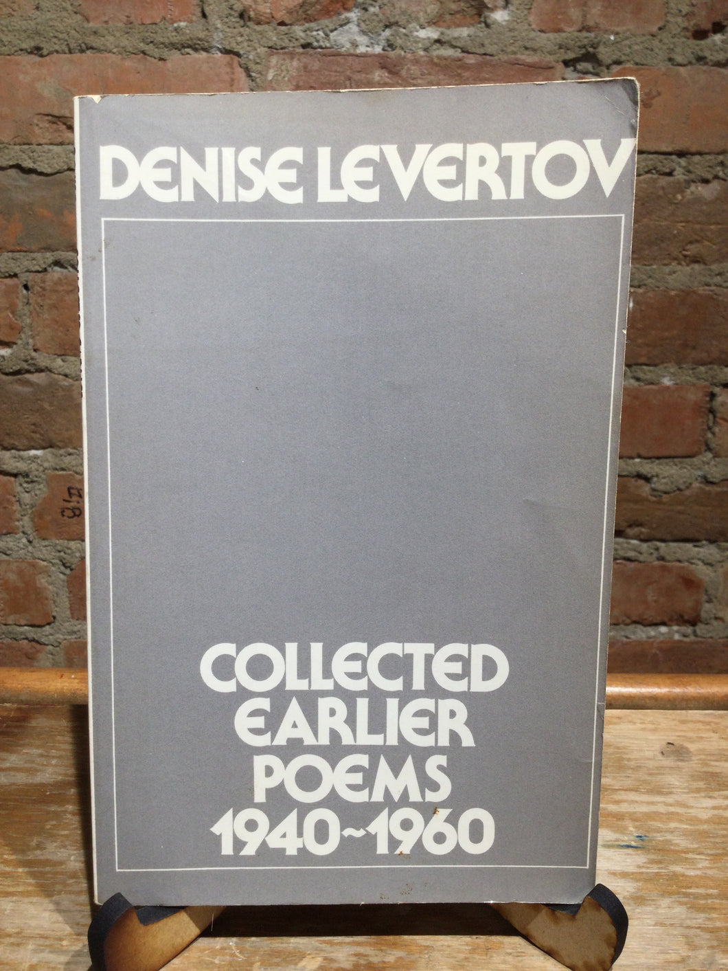 Levertov, Denise: Collected Earlier Poems 1940-1960 [used paperback]