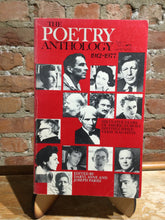 Ed: Hine, Daryl; Parisi, Joseph: The Poetry Anthology 1912-1977 [used paperback]