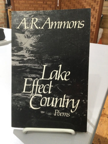 Ammons, A. R.: Lake Effect Country [used paperback]