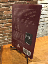 [Rare] Andrews, Linda: Escape of the Bird Women [used paperback]