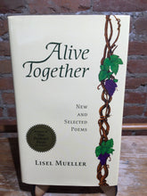 Mueller, Lisa: Alive Together: New and Selected Poems [used hardcover]