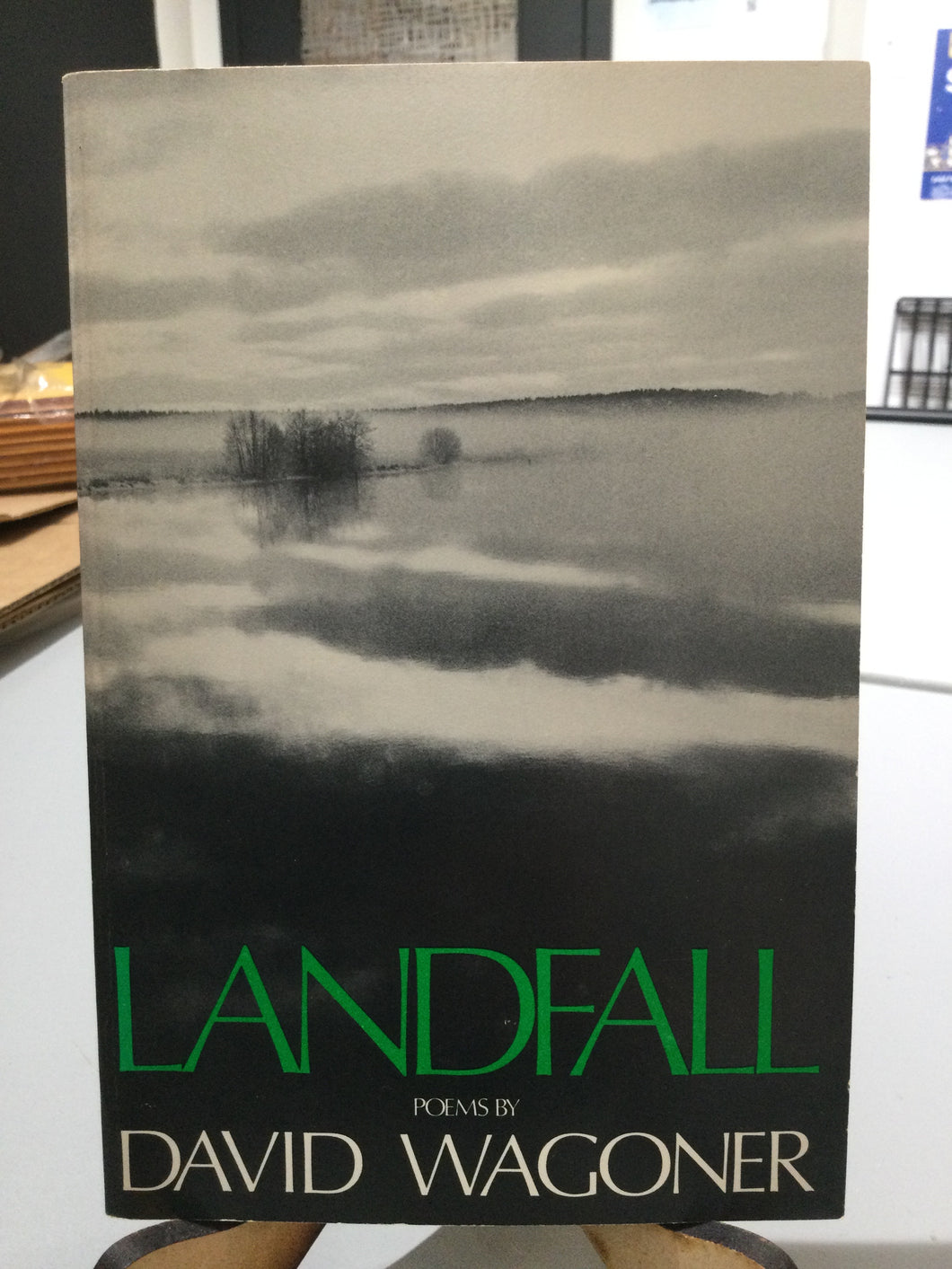 Wagoner, David: Landfall [used paperback]