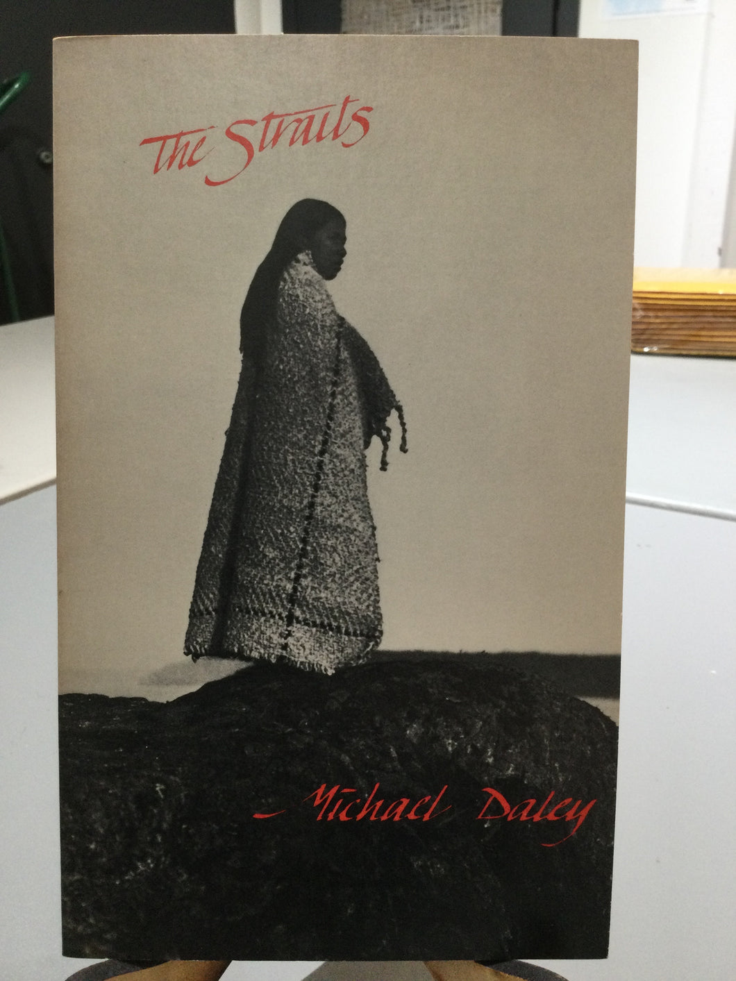 [Rare] Daley, Michael: The Straits [used paperback]