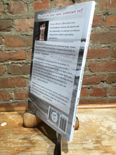 Austen, Elizabeth: Every Dress a Decision [used paperback]