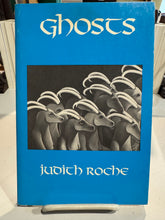 [Rare] Roche, Judith: Ghosts [used paperback]