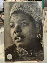 Angelou, Maya: Just Give Me a Cool Drink of Water... 'fore I Diiie [used hardcover]