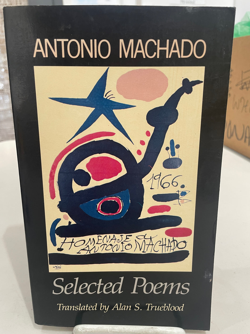 Machado, Antonio: Selected Poems [used paperback]