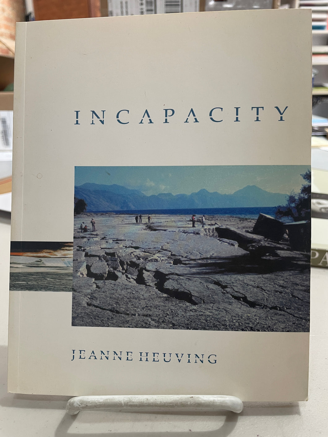 Heuving, Jeanne: Incapacity [used paperback]